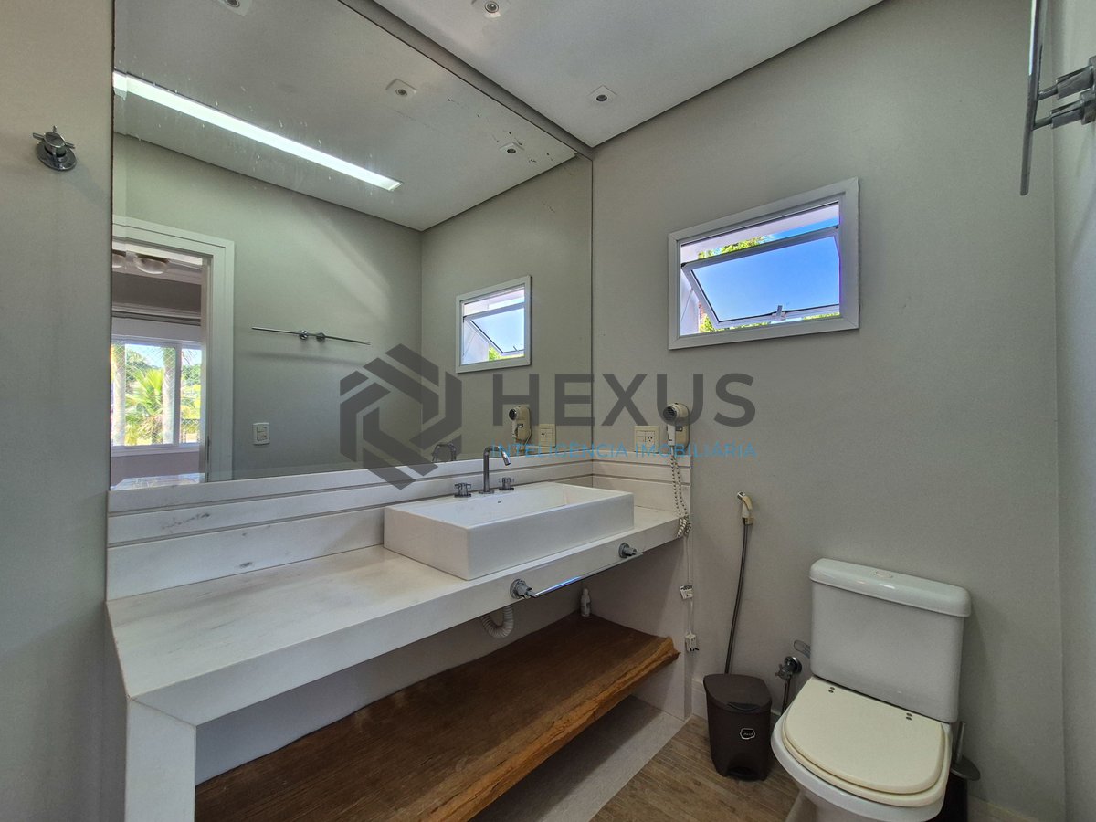 Foto 54 de Casa reformada com piscina e área gourmet no Jardim Pernambuco I, Guarujá
