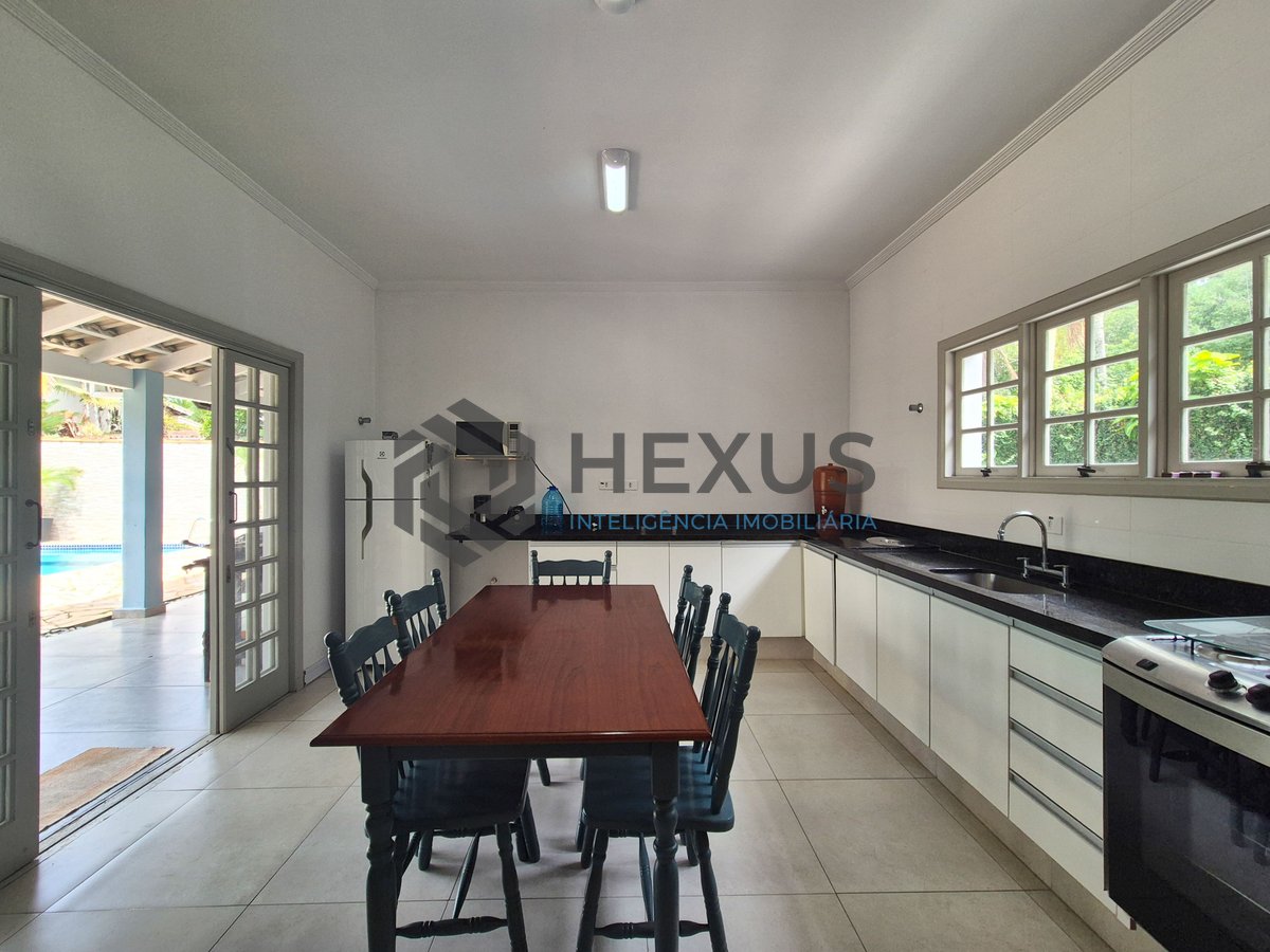 Foto 15 de Casa térrea com piscina e área gourmet no Jardim Pernambuco I, Guarujá
