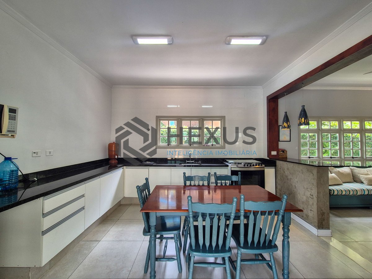 Foto 16 de Casa térrea com piscina e área gourmet no Jardim Pernambuco I, Guarujá