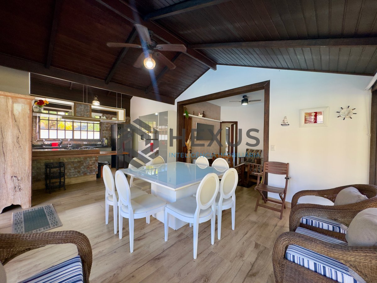 Foto 38 de Casa reformada com piscina e área gourmet no Jardim Pernambuco I, Guarujá