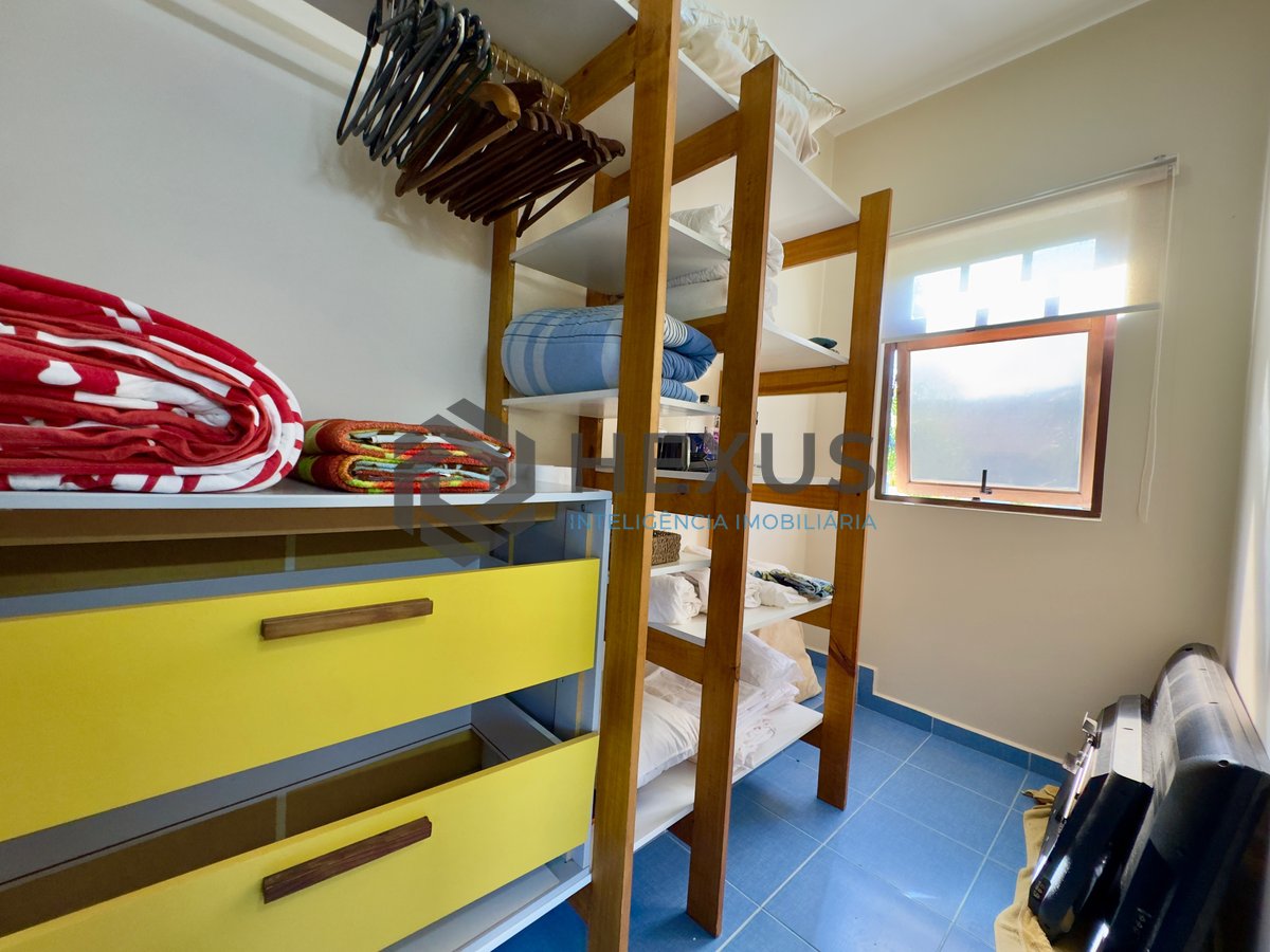 Foto 52 de Casa reformada com piscina e área gourmet no Jardim Pernambuco I, Guarujá