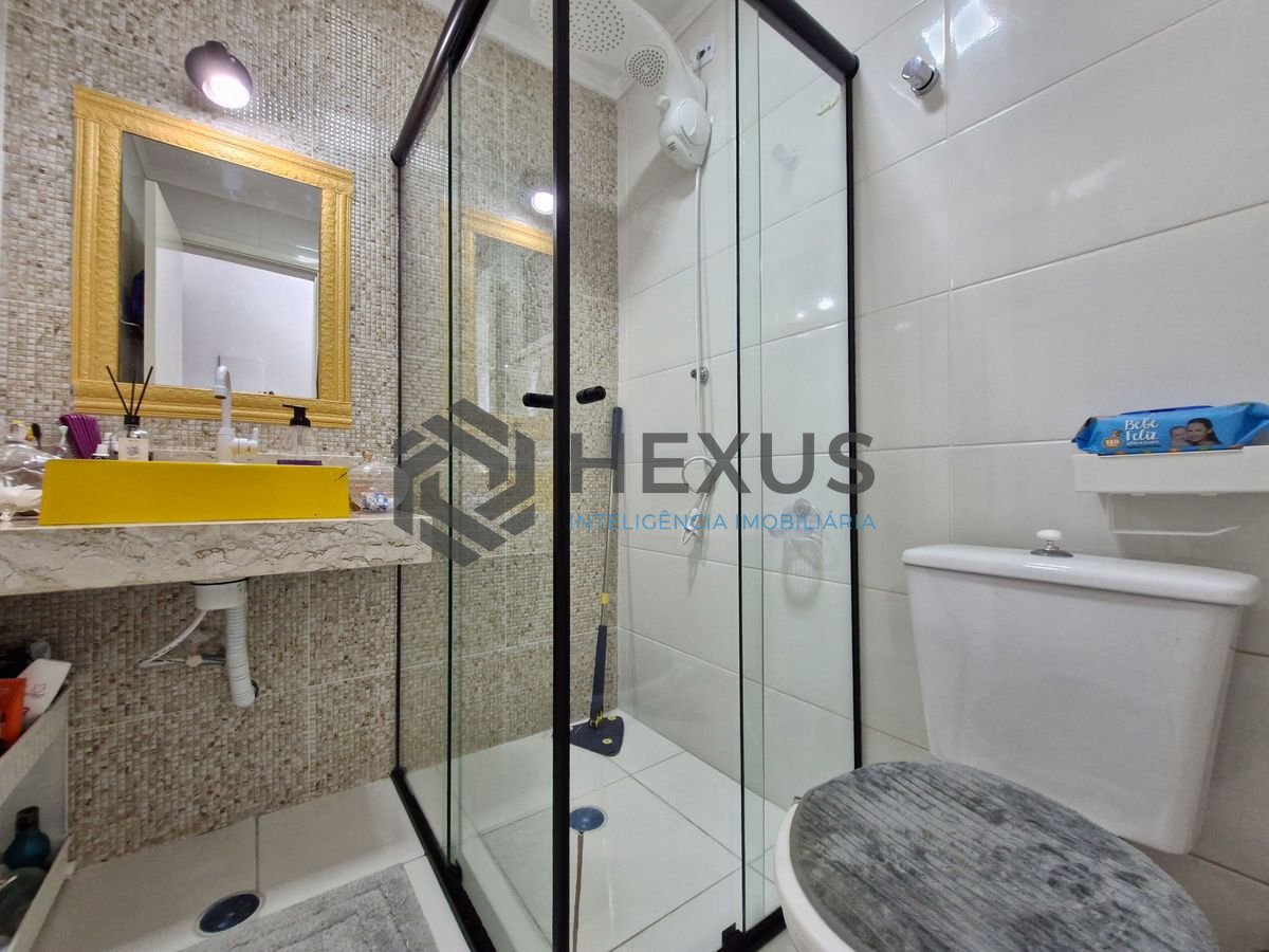 Foto 31 de Casa reformada com churrasqueira na Vila Santa Rosa, Guarujá