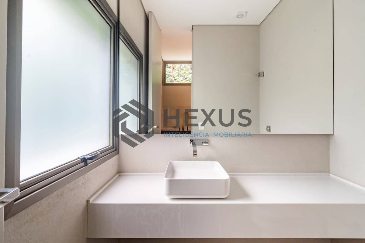 Foto 52 de Casa de praia com piscina e churrasqueira no Sítio São Pedro, Guarujá