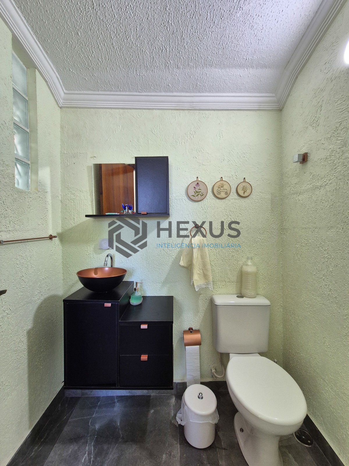 Foto 18 de Casa reformada com piscina e árae gourmet no Jardim Pernambuco II, Guarujá