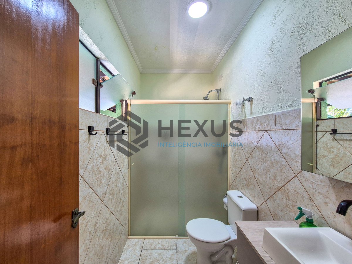 Foto 40 de Casa reformada com piscina e árae gourmet no Jardim Pernambuco II, Guarujá
