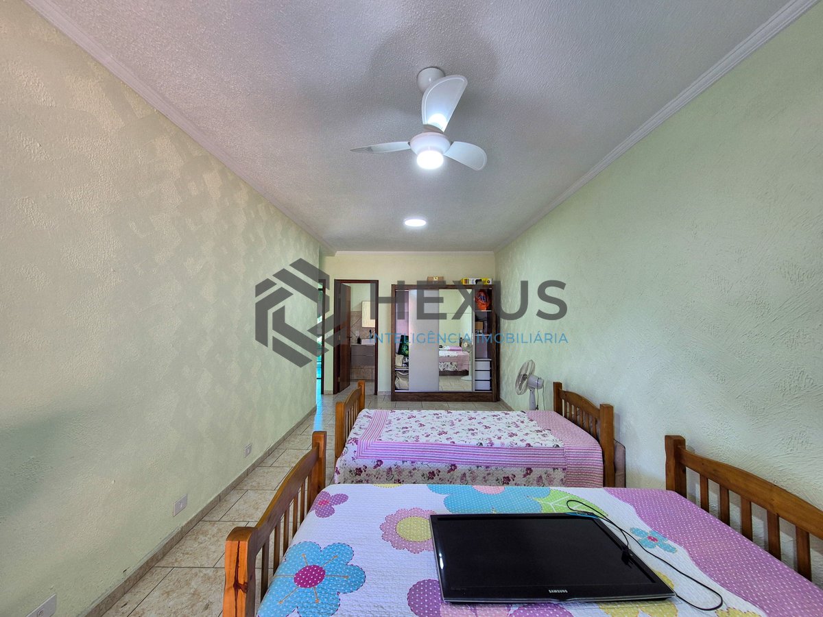 Foto 43 de Casa reformada com piscina e árae gourmet no Jardim Pernambuco II, Guarujá
