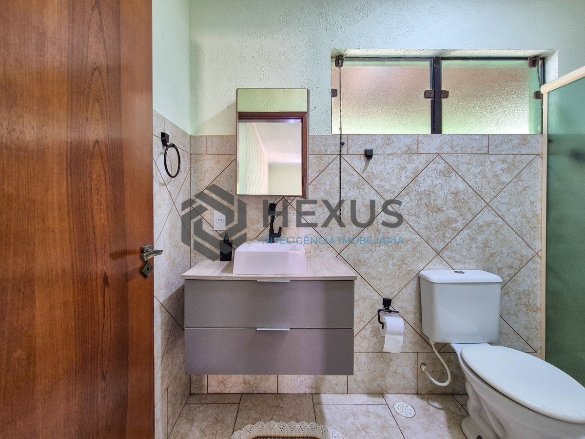 Foto 45 de Casa reformada com piscina e árae gourmet no Jardim Pernambuco II, Guarujá