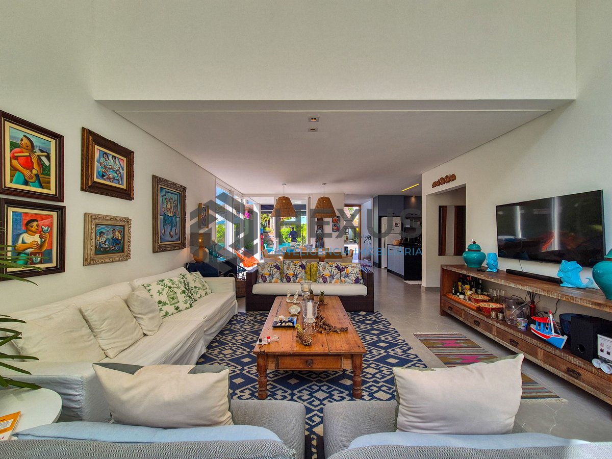 Foto 5 de Casa reformada com varanda e lazer no Jardim Pernambuco II, Guarujá