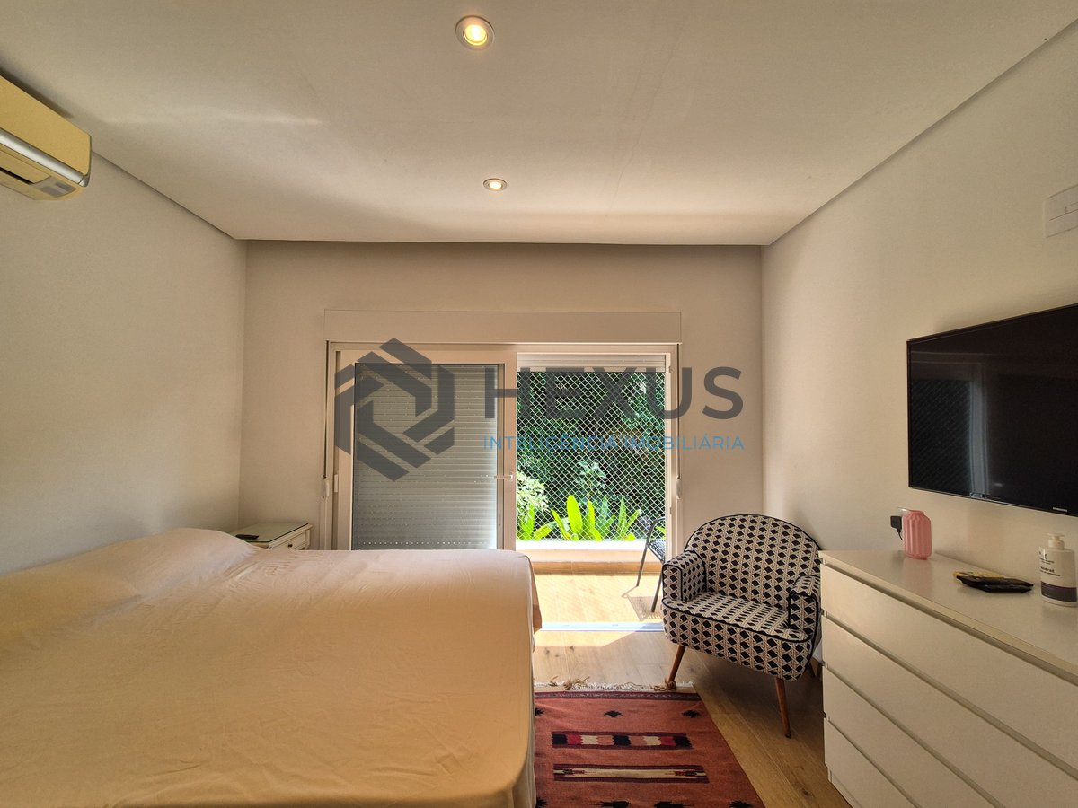 Foto 42 de Casa reformada com varanda e lazer no Jardim Pernambuco II, Guarujá