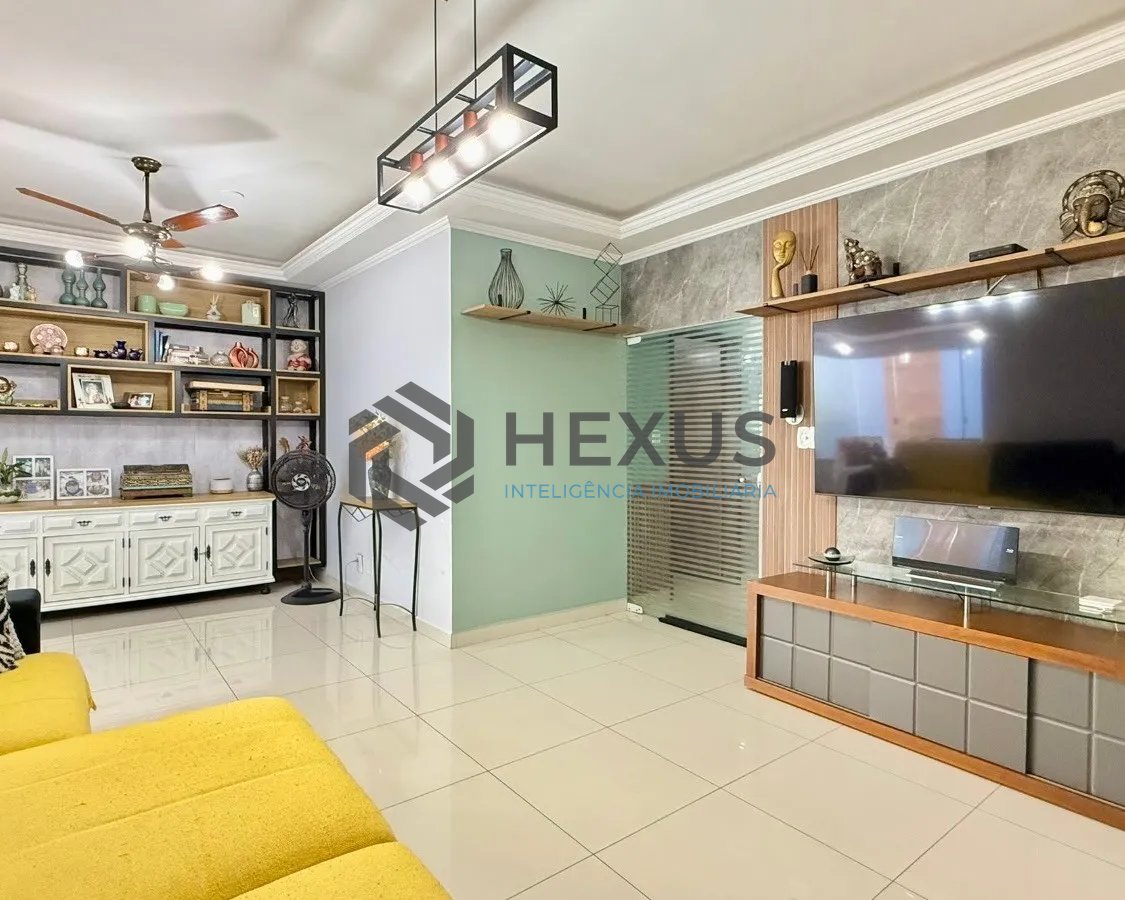 Foto 21 de Casa reformado com varanda e lazer a 500m da praia no Jardim Guaiuba, Guarujá
