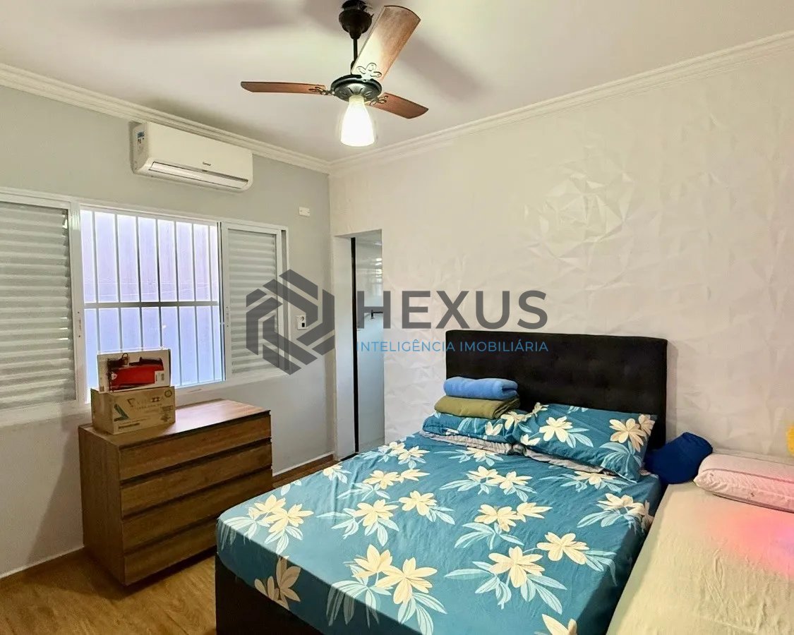 Foto 27 de Casa reformado com varanda e lazer a 500m da praia no Jardim Guaiuba, Guarujá