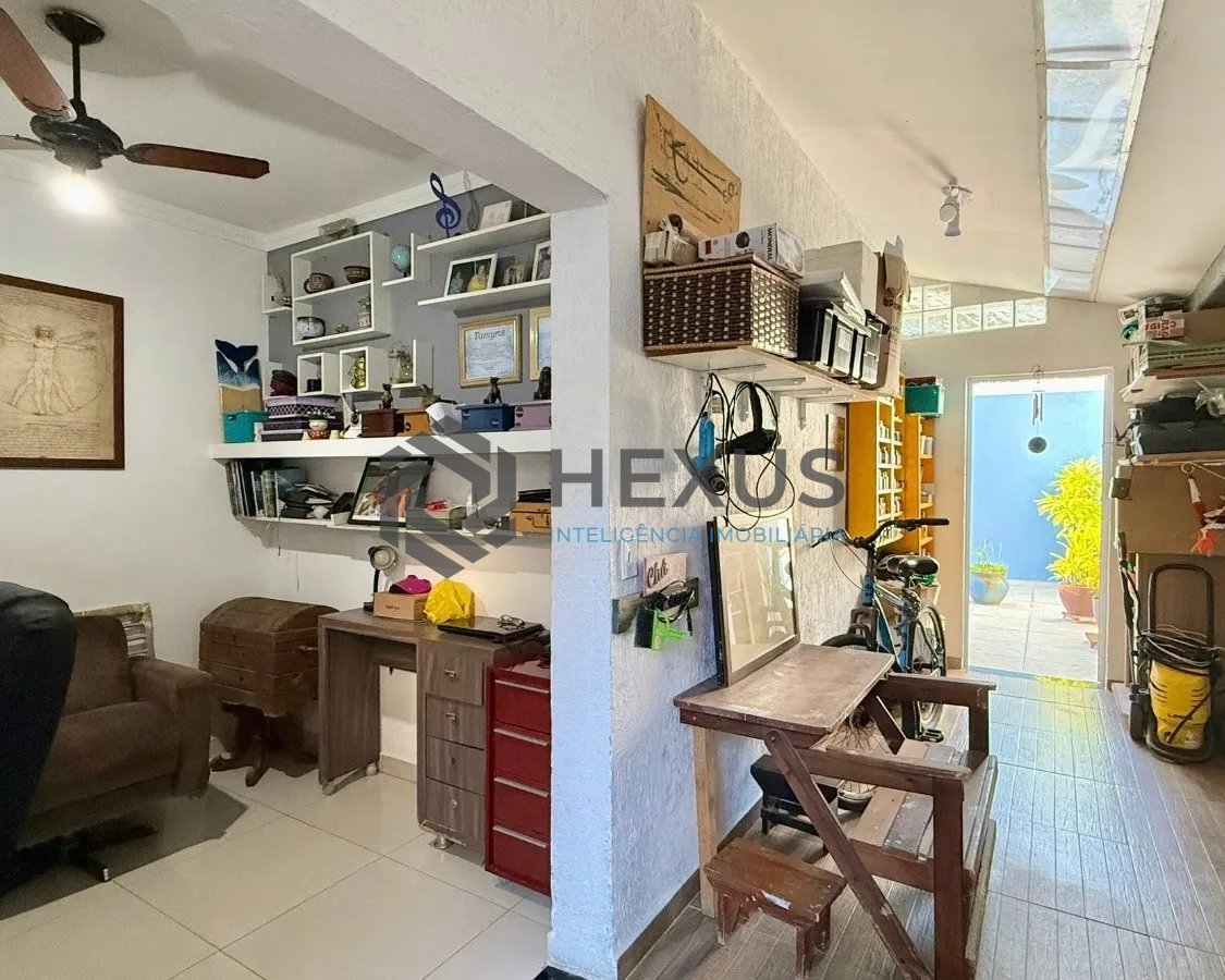 Foto 34 de Casa reformado com varanda e lazer a 500m da praia no Jardim Guaiuba, Guarujá