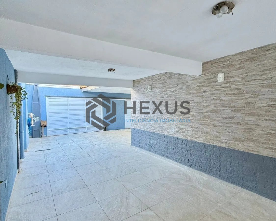 Foto 43 de Casa reformado com varanda e lazer a 500m da praia no Jardim Guaiuba, Guarujá