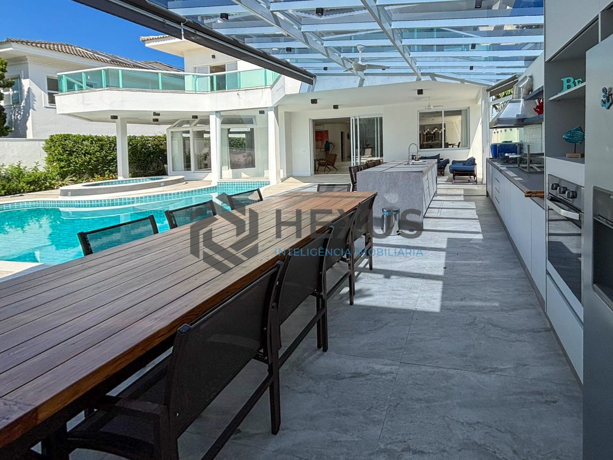 Foto 44 de Casa de alto padrão com varanda piscina e lazer no Jardim Acapulco, Guarujá