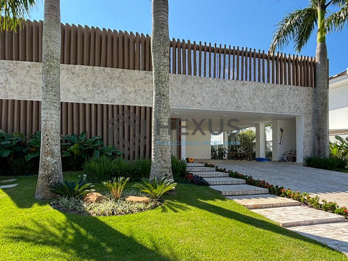 Foto 55 de Casa de alto padrão com varanda piscina e lazer no Jardim Acapulco, Guarujá