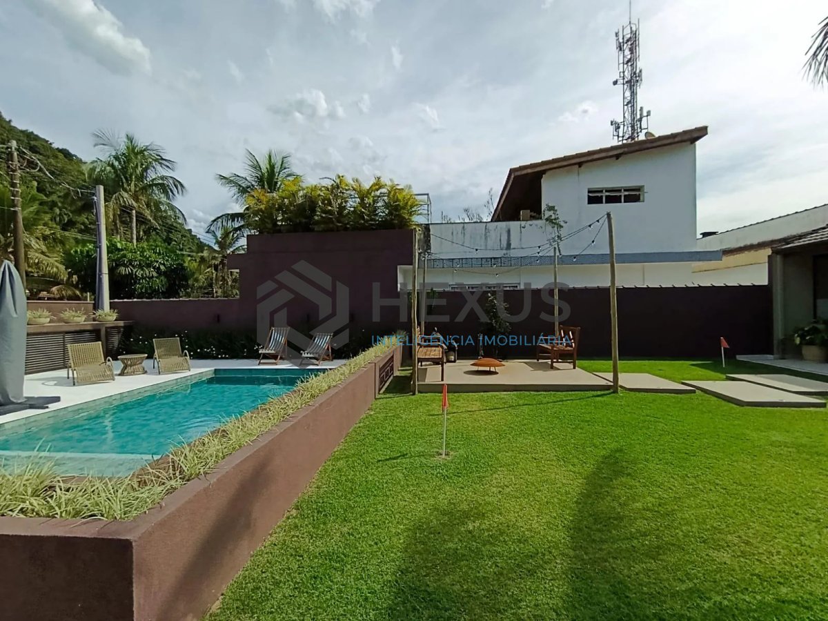 Foto 40 de Casa com varanda e lazer no Jardim Albamar no Balneário Praia do Pernambuco, Guarujá
