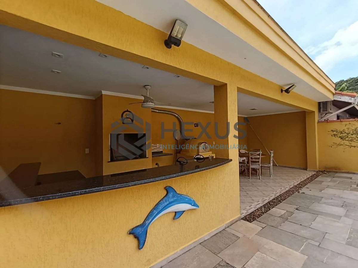 Foto 44 de Casa com varanda e lazer na região do Jardim Albamar no Balneário Praia do Pernambuco, Guarujá