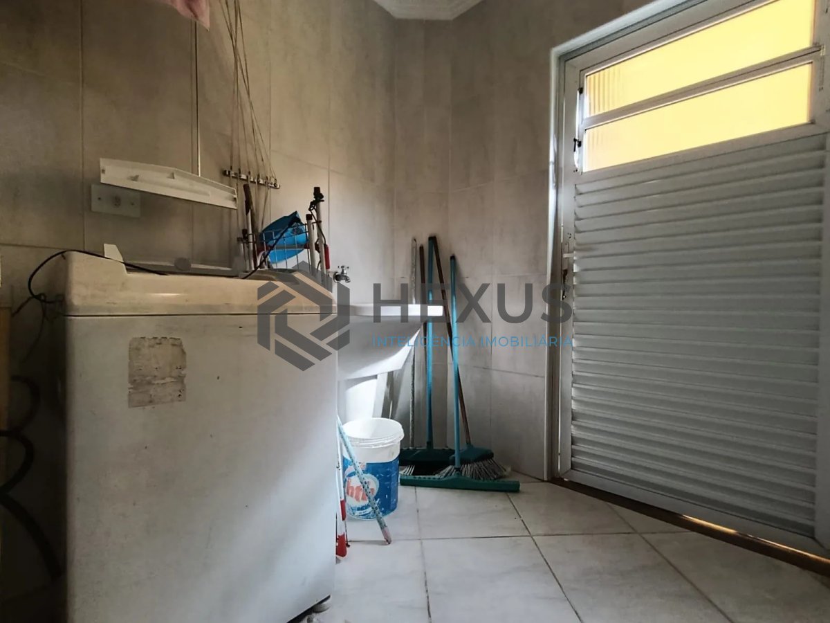 Foto 46 de Casa com varanda e lazer na região do Jardim Albamar no Balneário Praia do Pernambuco, Guarujá