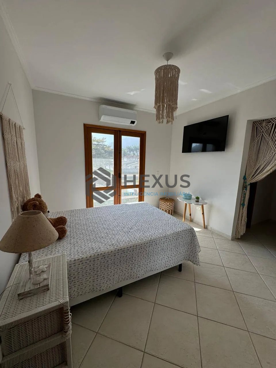 Foto 15 de Casa reformado com varanda piscina e área gourmet no Jardim Albamar, Guarujá