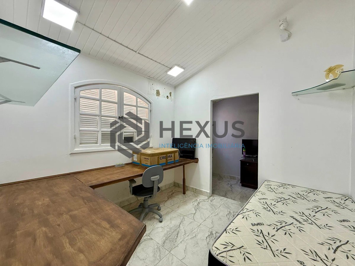 Foto 33 de Casa com varanda e lazer a 120m da praia na Enseada, Guarujá