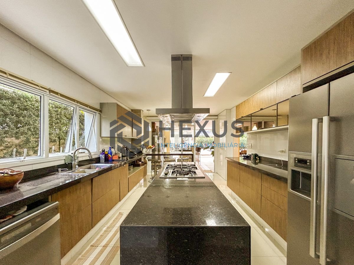 Foto 16 de Casa reformada com piscina e área gourmet no Graville na Enseada, Guarujá