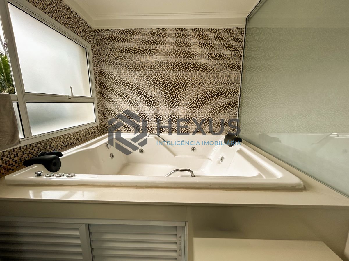 Foto 24 de Casa reformada com piscina e área gourmet no Graville na Enseada, Guarujá