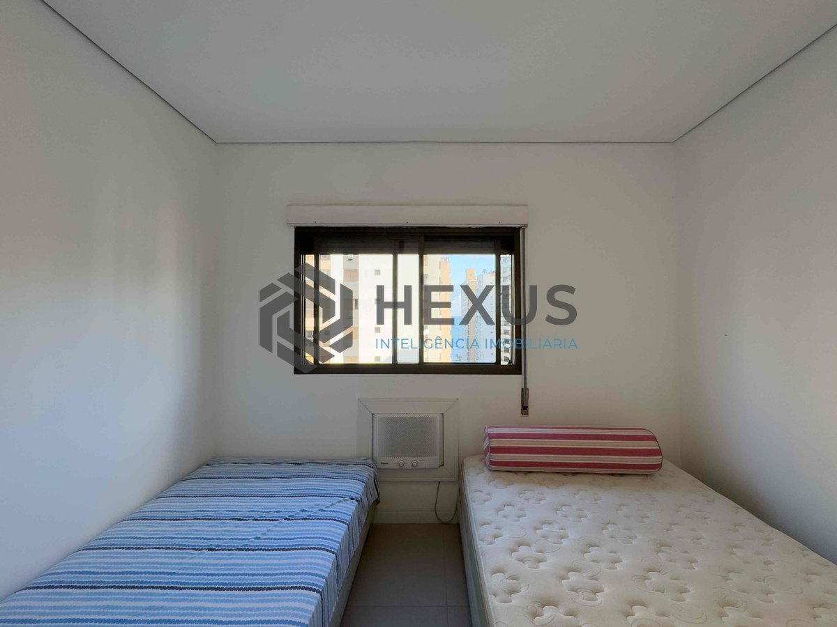 Foto 31 de Cobertura duplex com piscina, churrasqueira e vista mar na Praia das Pitangueiras - 4 Quartos (2 suítes), 2 Vagas, Guarujá-SP | Hexus Inteligência Imobiliária