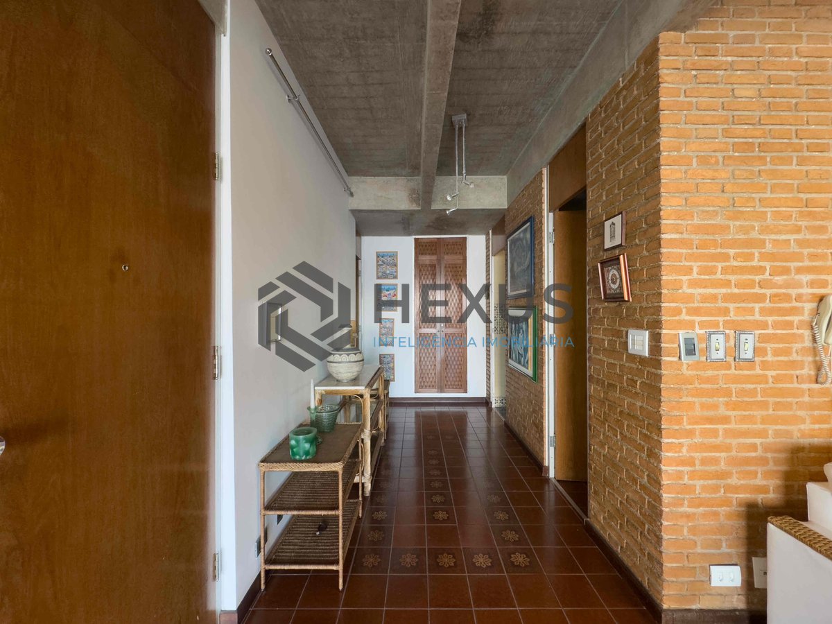 Foto 16 de Cobertura com piscina, churrasqueira, vista mar, quadra mar, Praia das Pitangueiras, 3 quartos (3 suítes), 2 vagas, Guarujá-SP | Hexus Inteligência Imobiliária