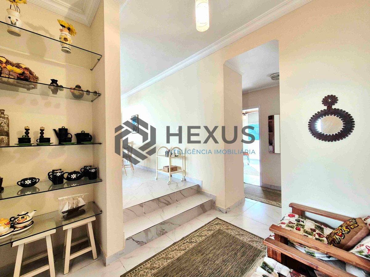 Foto 19 de Cobertura com piscina, churrasqueira, vista mar e lazer na Praia das Pitangueiras, Guaruja | Hexus