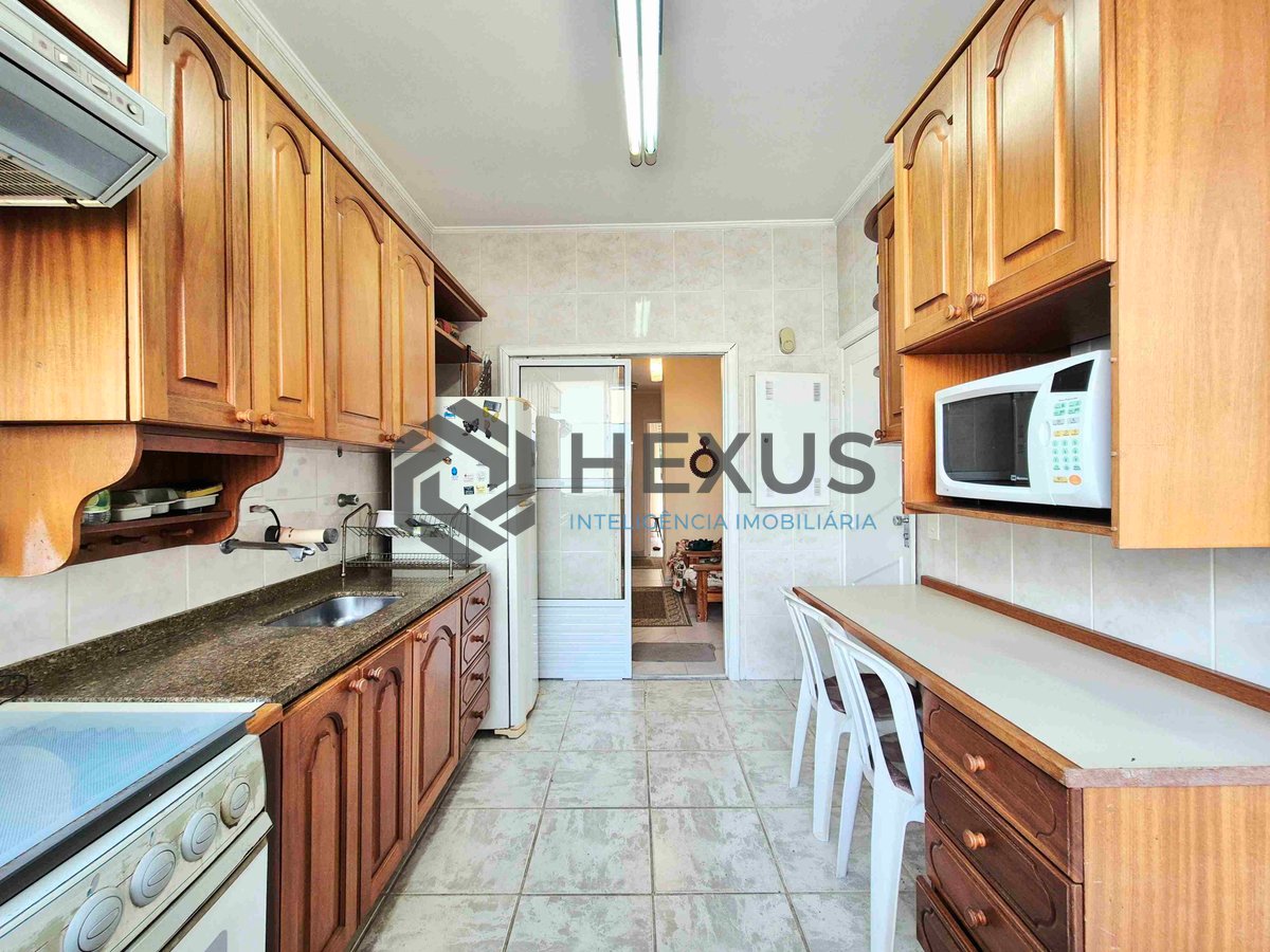 Foto 21 de Cobertura com piscina, churrasqueira, vista mar e lazer na Praia das Pitangueiras, Guaruja | Hexus
