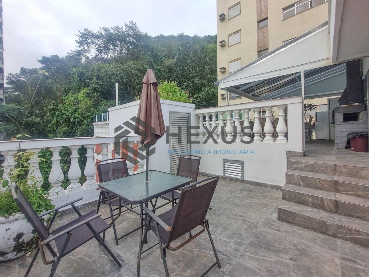Foto 43 de Cobertura com varanda, piscina e churrasqueira a uma quadra da Praia das Pitangueiras, Guaruja