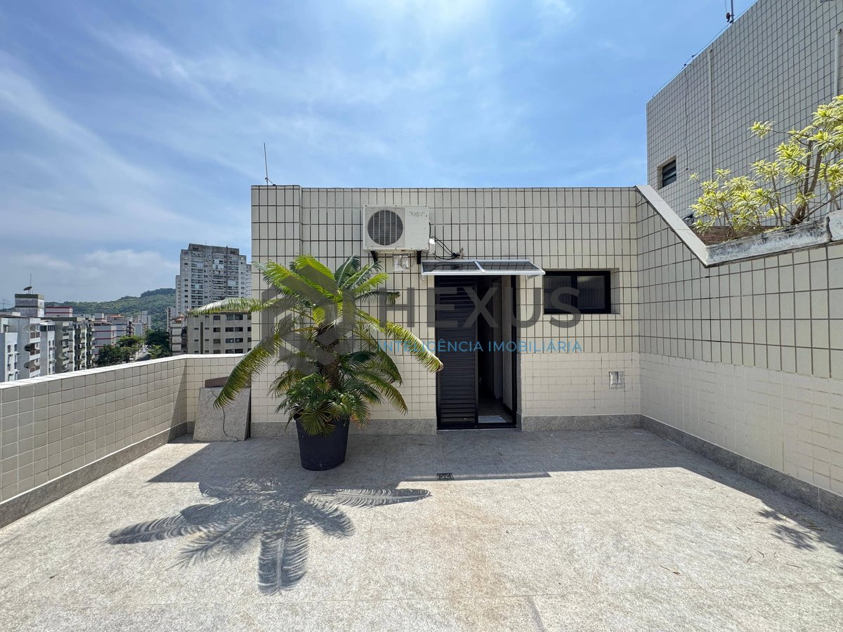 Foto 13 de Cobertura Penthouse com varanda e lazer a venda no Tombo, Guaruja