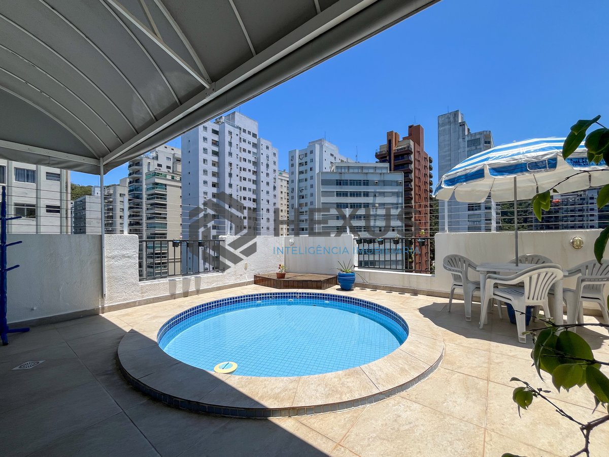 Foto 2 de Cobertura com piscina e vista mar na Praia das Pitangueiras, Guaruja