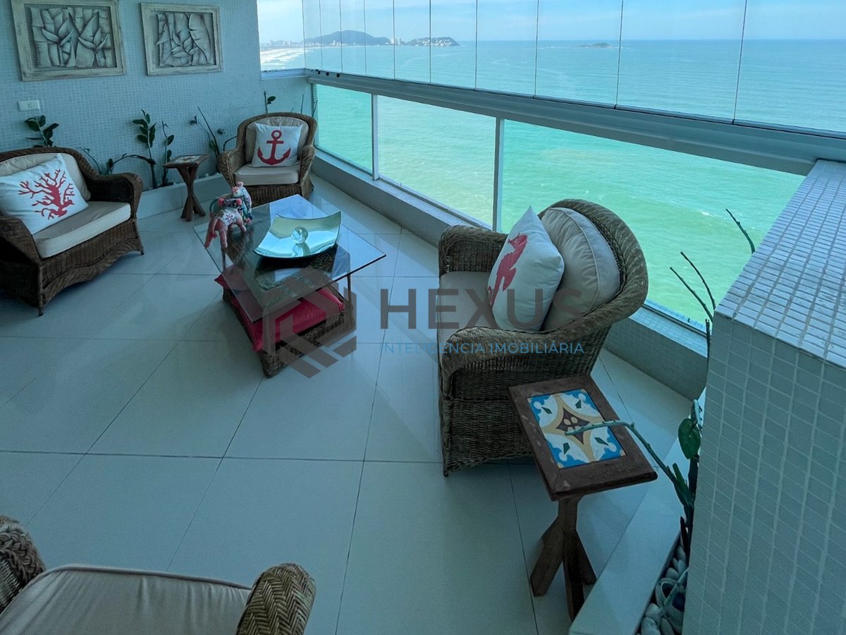 Foto 12 de Cobertura frente mar com piscina e área gourmet na Praia das Pitangueiras, Guaruja