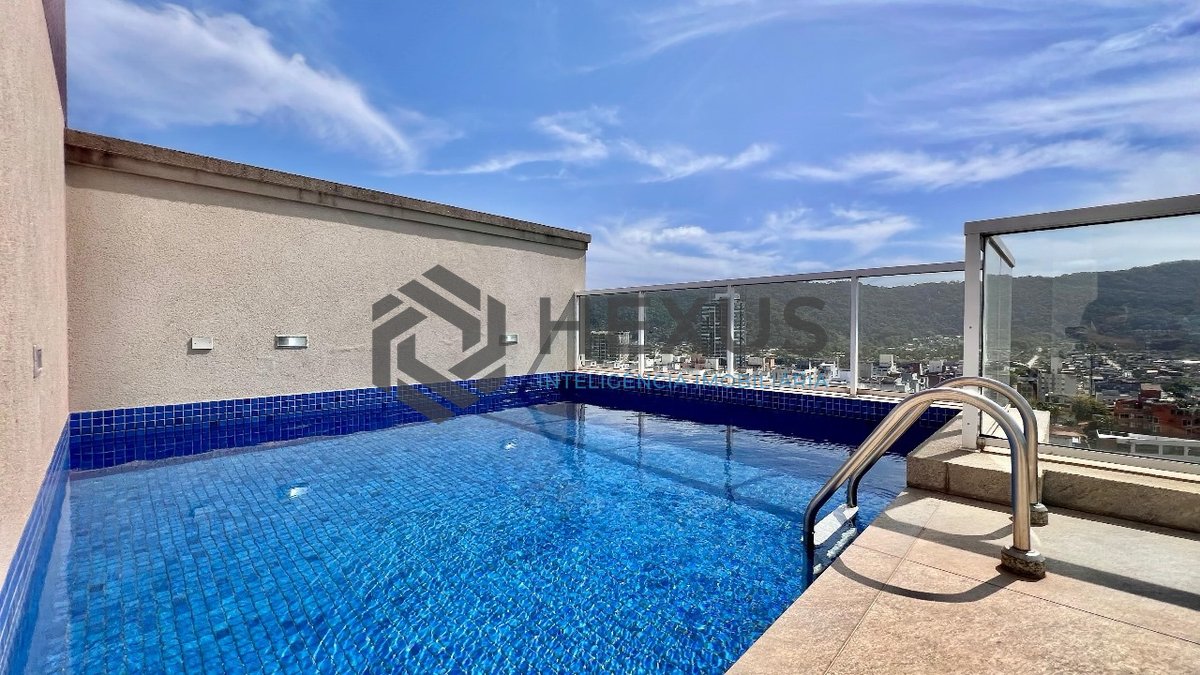 Foto 2 de Cobertura Triplex com varanda e espaço gourmet na Praia da Enseada, Guaruja