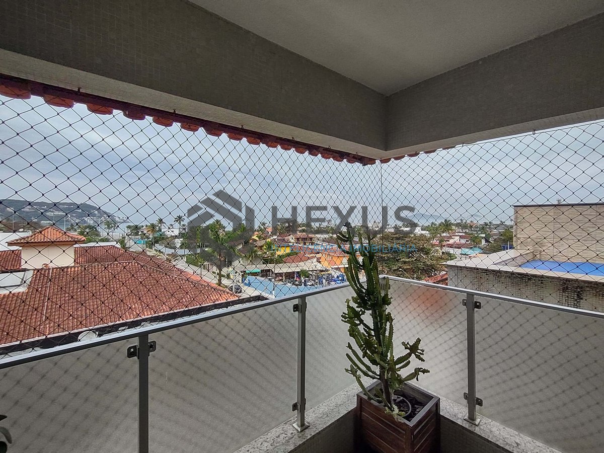 Foto 2 de Cobertura Penthouse com varanda e lazer na Praia da Enseada, Guaruja