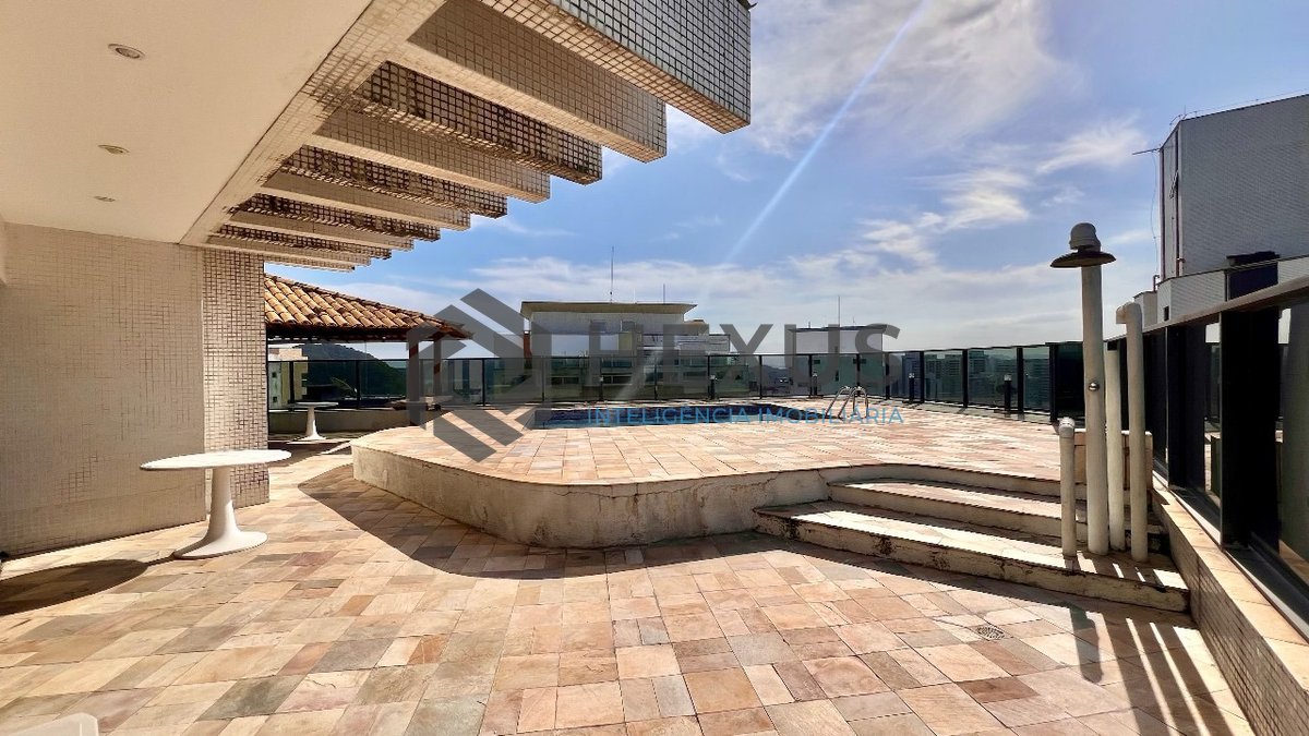 Foto 18 de Cobertura penthouse de alto padrão frente mar com piscina e churrasqueira na Praia das Asturias, Guaruja