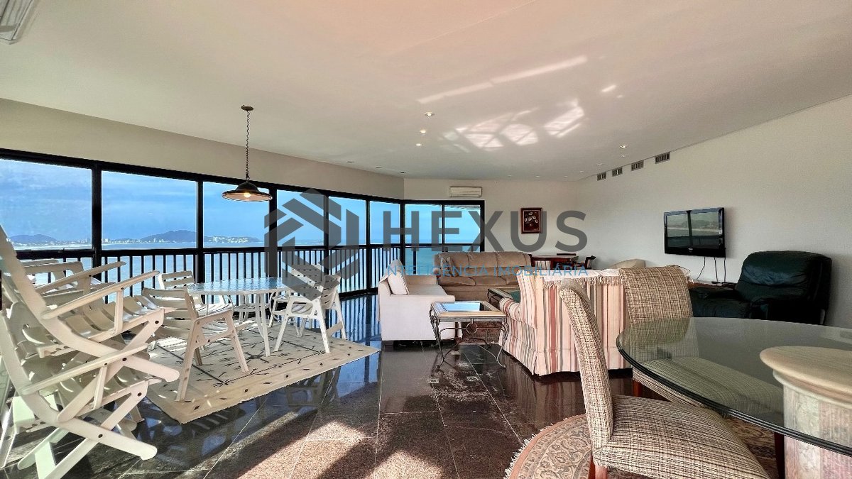 Foto 7 de Cobertura penthouse de alto padrão frente mar com piscina e churrasqueira na Praia das Asturias, Guaruja