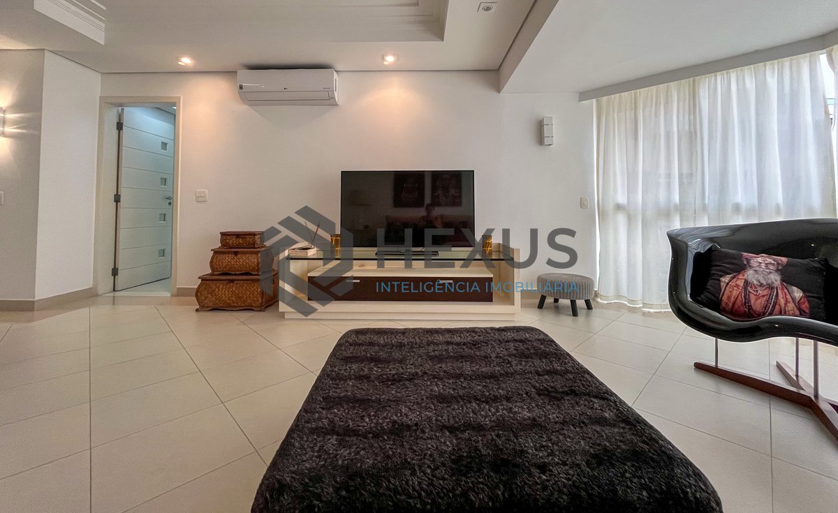 Foto 13 de Cobertura penthouse com varanda e lazer na Praia da Enseada, Guaruja