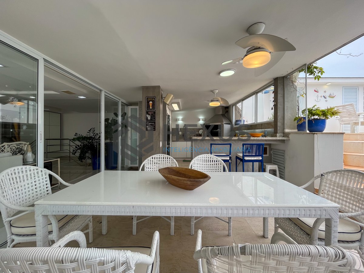 Foto 40 de Cobertura penthouse com varanda e lazer na Praia da Enseada, Guaruja