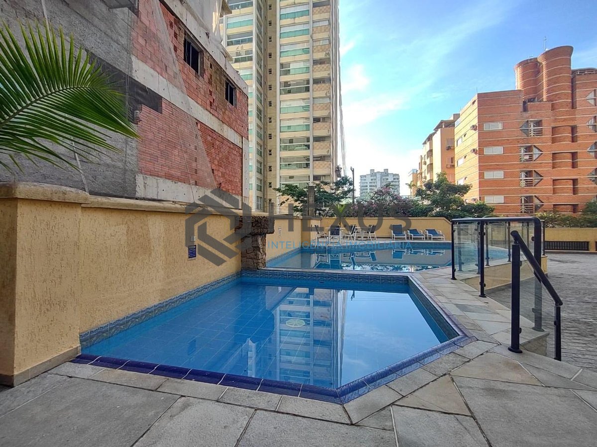 Foto 27 de Cobertura penthouse com varanda vista mar e lazer na região do Aquário na Praia da Enseada, Guaruja