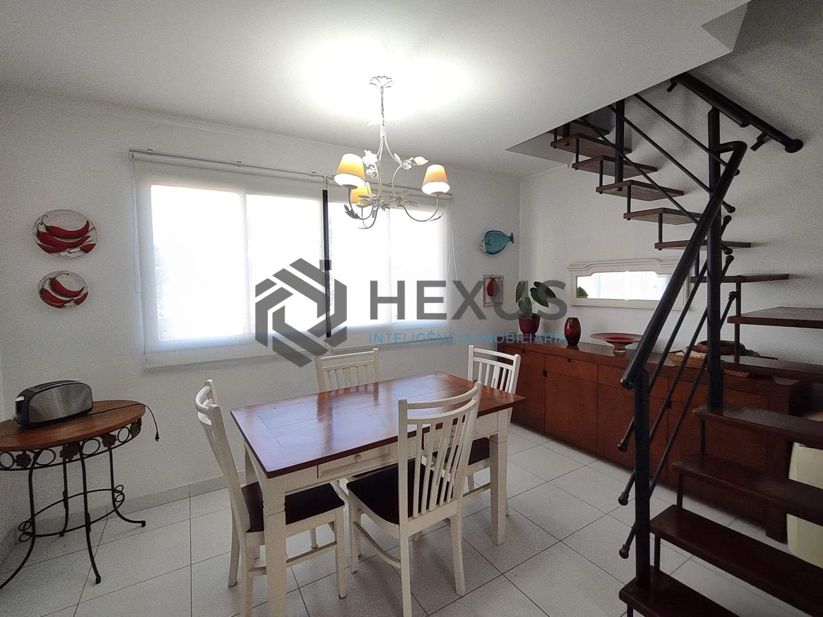 Foto 17 de Cobertura duplex com varanda e lazer na Praia da Enseada, Guaruja