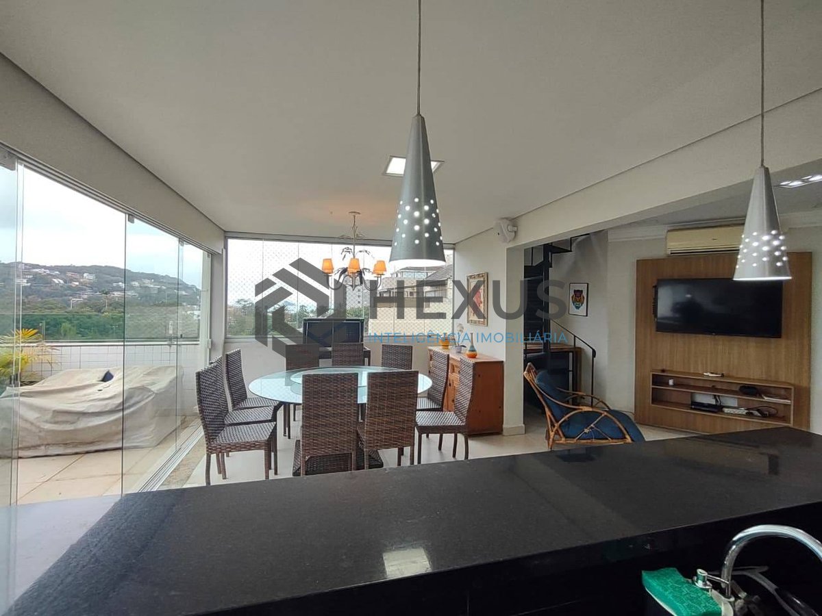 Foto 6 de Cobertura duplex com varanda e lazer na Praia da Enseada, Guaruja