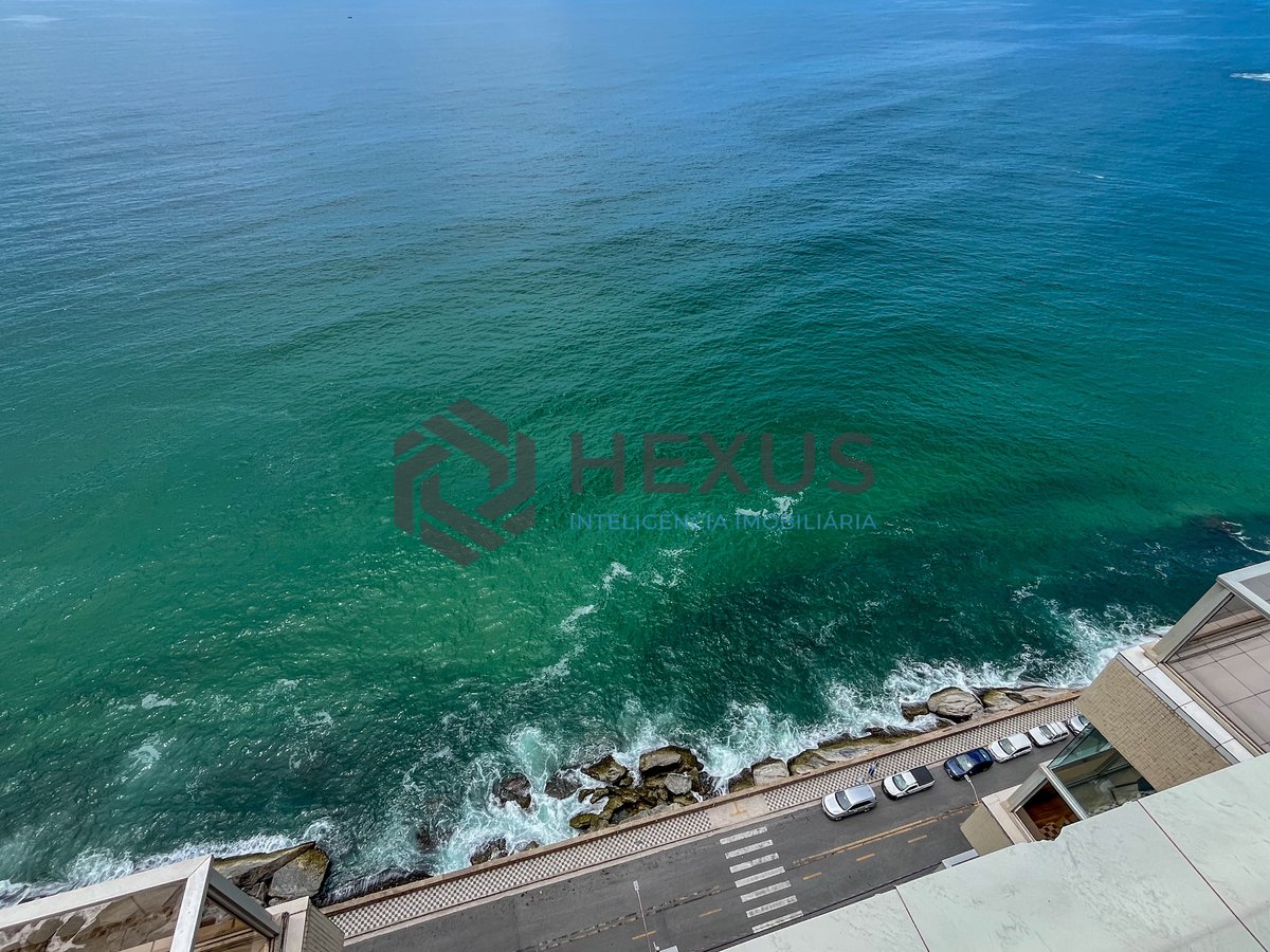 Foto 33 de Cobertura frente mar com piscina e varanda gourmet na Praia das Pitangueiras, Guaruja