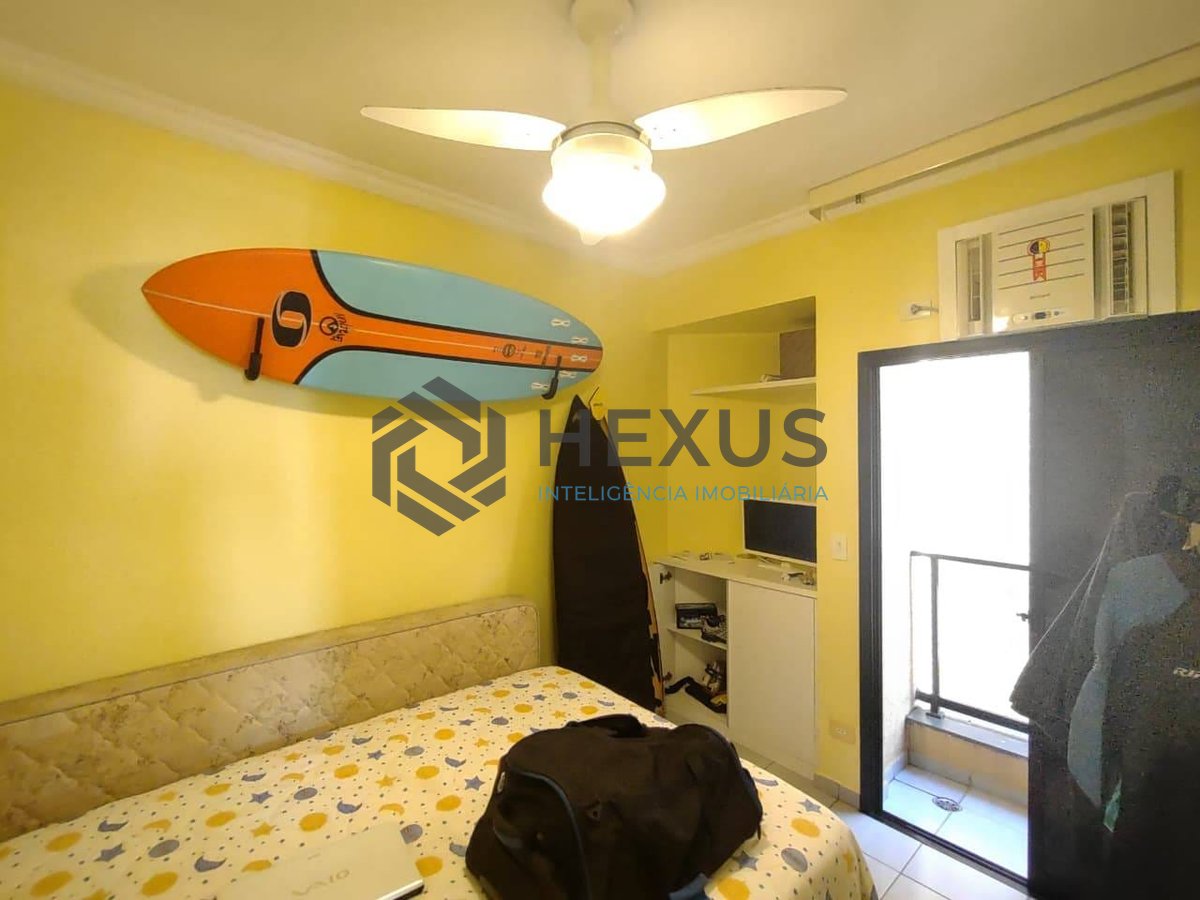 Foto 12 de Cobertura duplex reformada com varanda vista mar e lazer na Praia da Enseada, Guaruja
