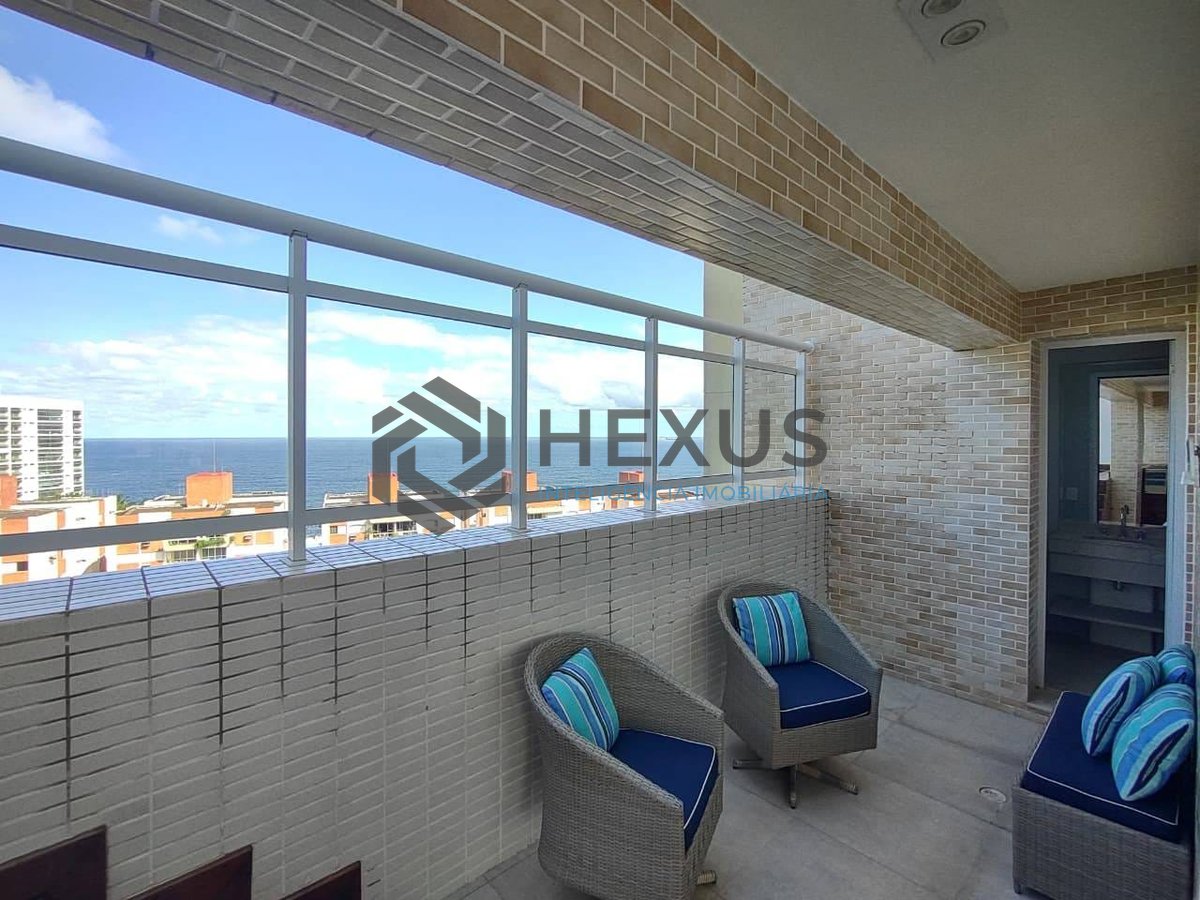 Foto 16 de Cobertura duplex beira mar com varandas vista mar e lazer completo na Praia da Enseada, Guarujá