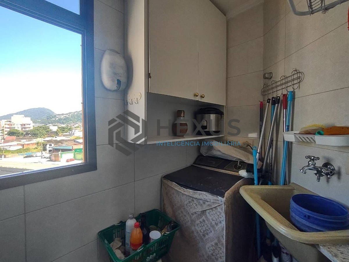 Foto 33 de Cobertura Triplex reformada com varanda e lazer na Enseada, Guarujá