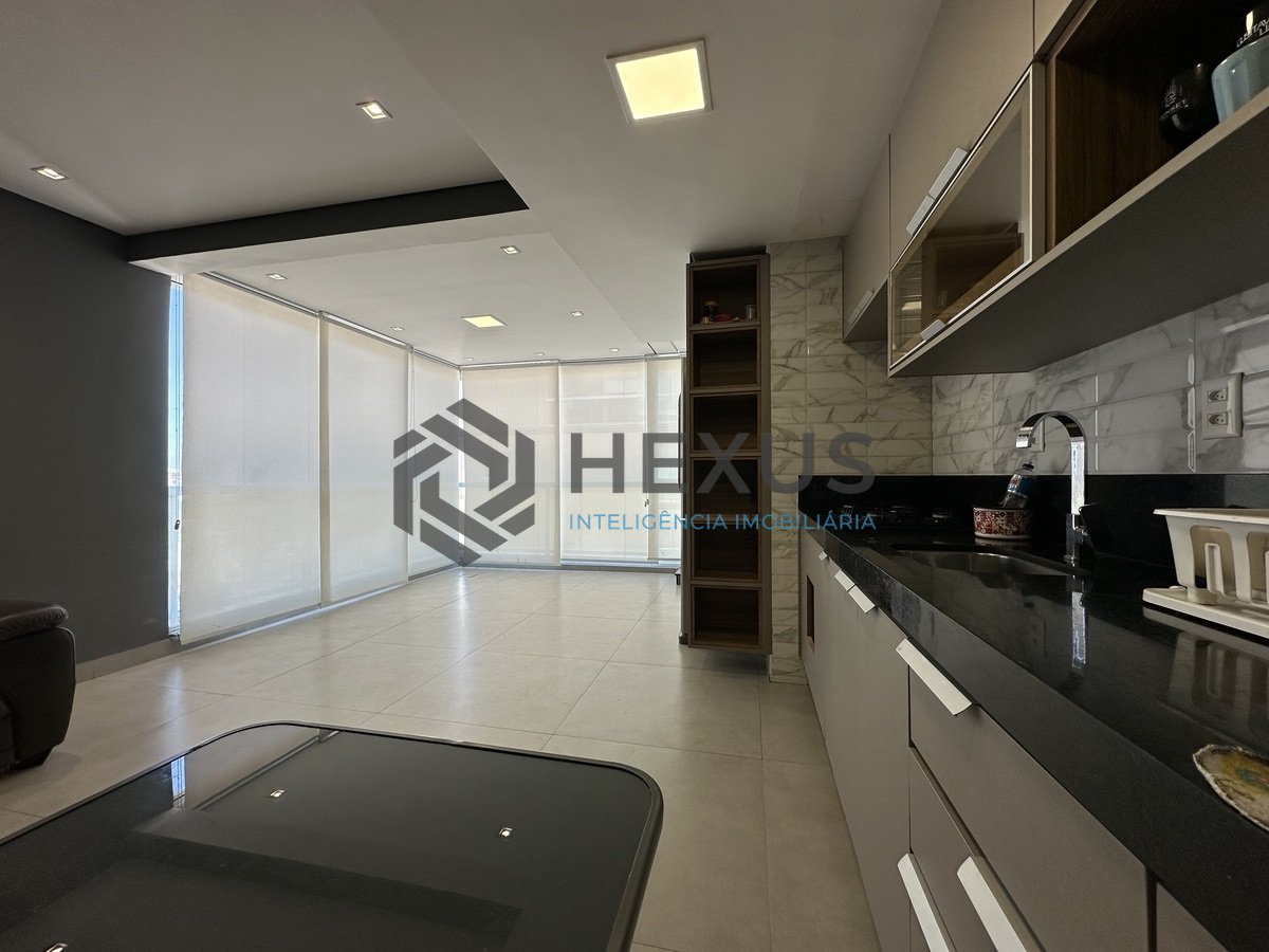 Foto 4 de Cobertura Duplex para Locação Anual na Praia da Enseada - Região Tortugas