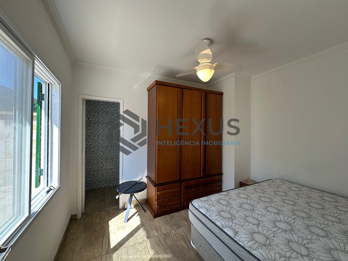 Foto 33 de Cobertura Duplex reformado com varanda e lazer a 300m da praia na Enseada, Guarujá