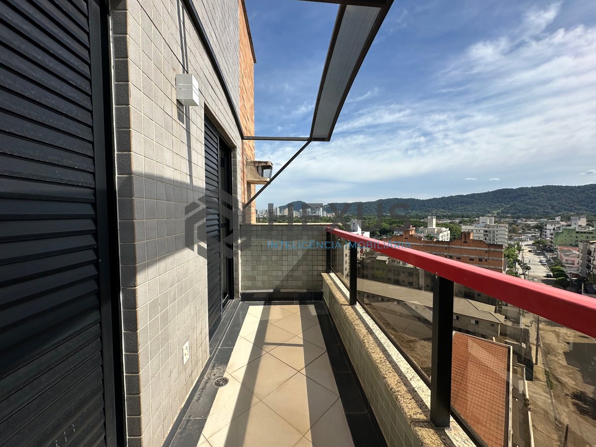 Foto 21 de Cobertura Duplex reformado com varanda vista mar e lazer a 500m da praia na Enseada, Guarujá